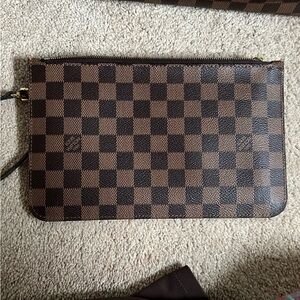 ❤️ Louis Vuitton Neverfull mm Wallet/Clutch
